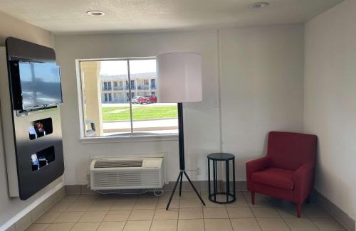 Wichita Falls Hotel | Motel 6-Wichita Falls, TX - North