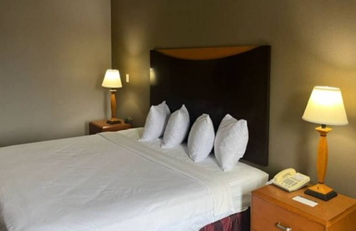 Williamstown Hotel | Motel 6 Williamstown, WV