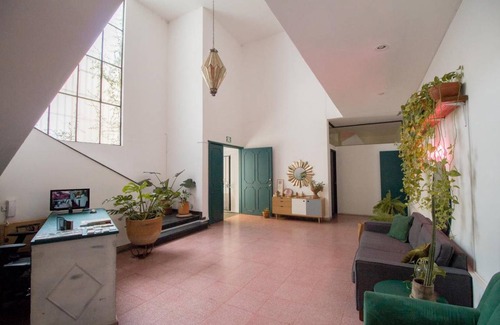 Lafayette House | Motel ∙ 8 guests