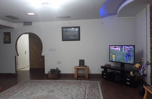Maḩmūdābād Nemūneh House | Motel ∙ 8 guests