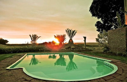 Addo House | Motel ∙ 8 guests