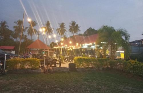 Lubok Buaya Hotel | Motel Aurora Damai