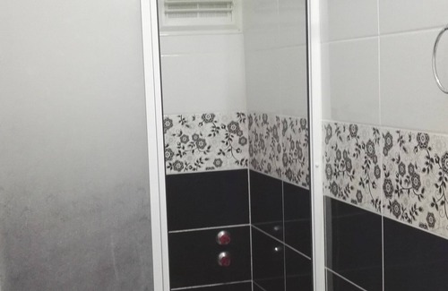 Gumuldur Hotel | Motel Birsin