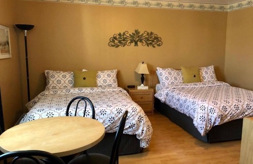 Baie-St-Paul Hotel | Motel Des Cascades: Double Room with 2 Double Beds