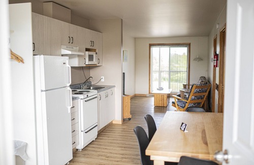 Ste Anne de Beaupre Hotel | Motel et Condo Chez Charley