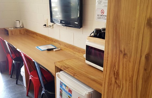 Allenstown Hotel | Motel Lodge