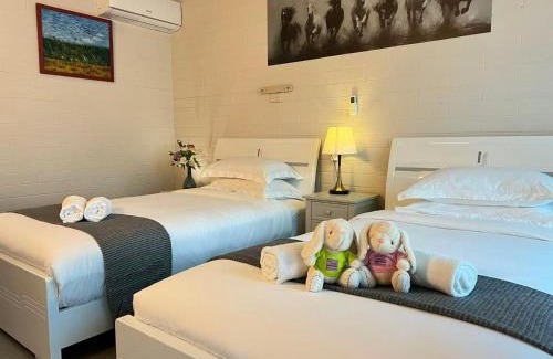 Mont Albert Hotel | Motel Maroondah