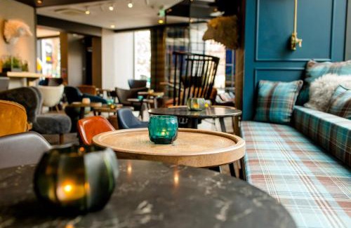 Old Town Hotel | Motel One Edinburgh-Royal