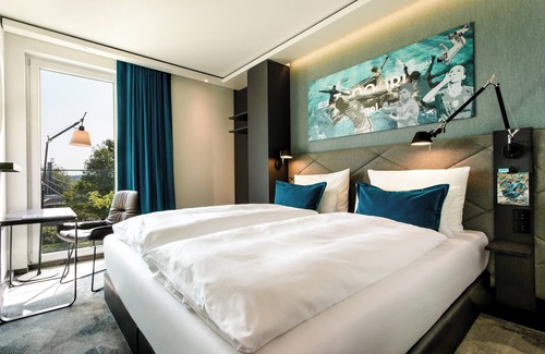 Munchen District Hotel | Motel One München-Garching