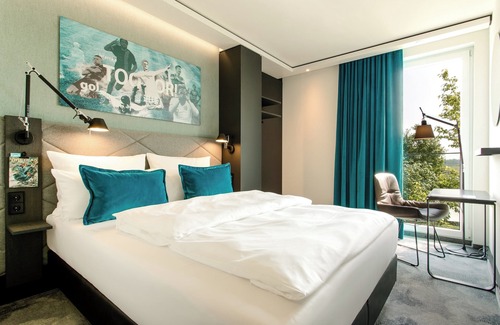 Munchen District Hotel | Motel One München-Garching