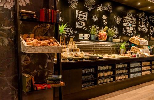 Manchester City Centre Hotel | Motel One Manchester-St. Peter´s Square