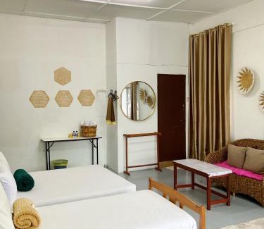 Si Rusa Hotel | Motel Pantai Cahaya