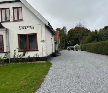 Harndrup House | Motel Villa Søndervang 3 personers værelse