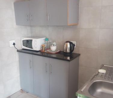 Elundini Bed & Breakfast | Motho ke wena BnB