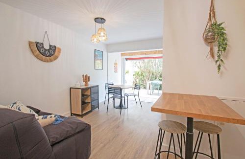 Le Couchant Apartment | Motte du Couchant, 6 personnes, 4 min de la plage, Parking, Climatisation