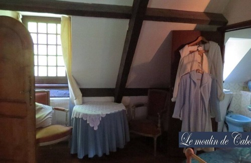 Melrand House | Moulin et Chaumière - Sleeps 9
