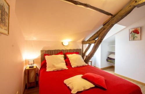 Saint-Laurent-des-Batons House | Moulin neuf de combecave pour 4
