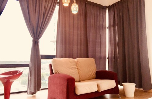 Tebrau Apartment | Mount Austin Cube 8 teen 5 min Water theme park
