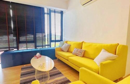Tebrau Apartment | Mount Austin Cube8teen Homestay 新山
