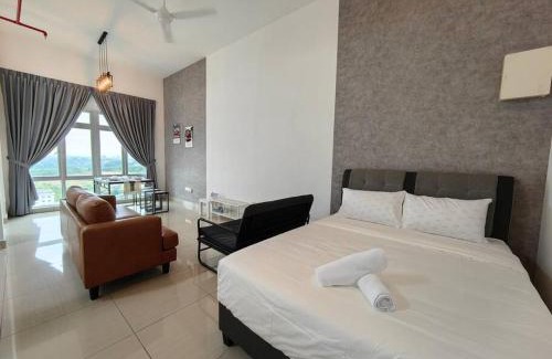 Tebrau Apartment | Mount Austin Manhattan Homestay. 1-5 Pax/Projector Netflix