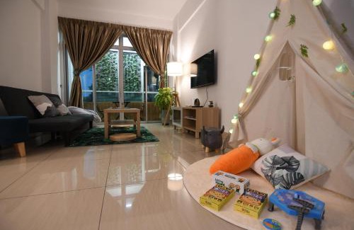 Tebrau Apartment | Mount Austin Midori Green 8 Pax Free Wi-Fi 500Mbps Netflix