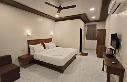 Mhasla Hotel | Mount Bliss Resort