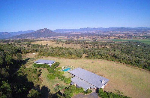 Charlwood Cabin | Mount French Lodge - Private Collection by Spicers