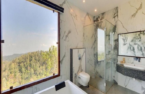 Yercaud Hotel | Mount Pico