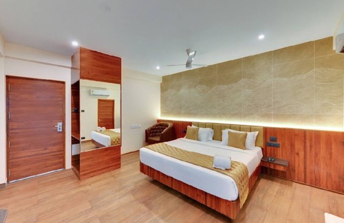 Yercaud Hotel | Mount Pico