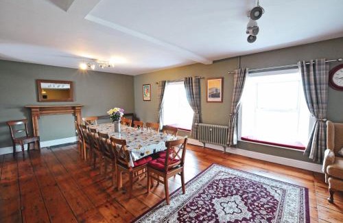 Newport House | Mount Pleasant Newport, Pembrokeshire