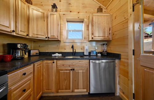 Pigeon Forge Cabin | Mountain and City light views! Close to Strip Private Indoor Pool!