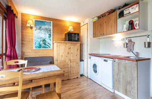 Vaulnaveys-le-Haut Apartment | Mountain apartment in Chamrousse
