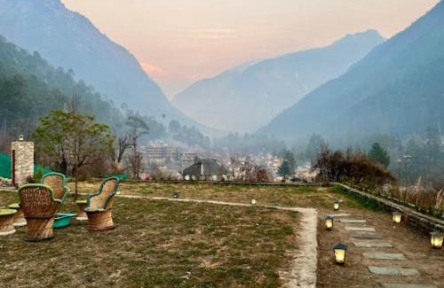 Kasol Bed & Breakfast | Mountain Breeze