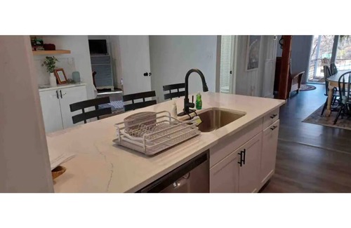 Kabletown Cabin | Mountain Cabin in the Woods, Near Wineries & More!