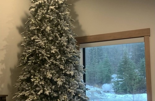 Hyak Cabin | Mountain Cabin