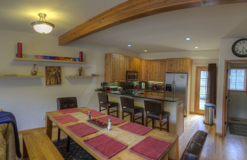 Minturn House | Mountain Charm Minutes from Vail & Beaver Creek