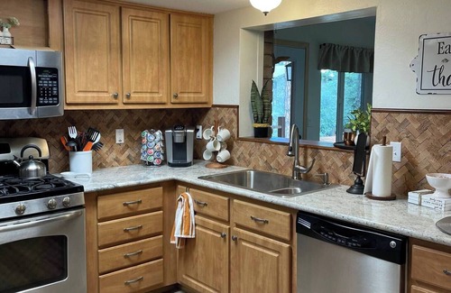 Mountain Club House | Mountain Club Home just a short drive to Downtown!