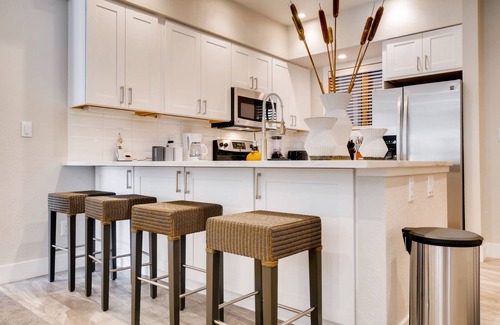 Steamboat Springs Condo | Mountain condo just steps from the base w/shared pool, hot tub & more