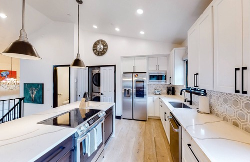 Beaver Creek House | Mountain Condo with Free WiFi, Wood Fireplace & Washer/Dryer