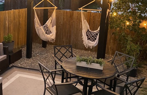 Enumclaw House | Mountain Country Getaway, Pet friendly!