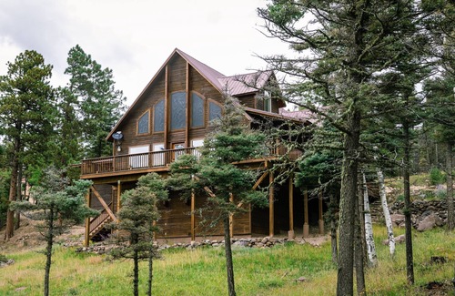Angel Fire House | Mountain dream home with 180 degrees views of the Moreno Valley and Major Peaks