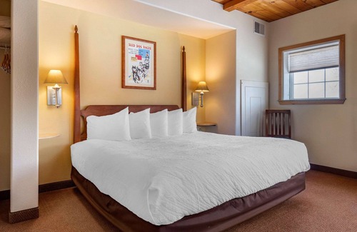 Mount Sunapee Resort | Mountain Edge Suites at Sunapee, an Ascend Collection Hotel