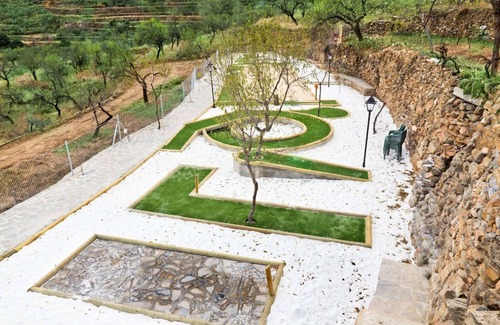 Laroya House | Mountain Escape in Laroya