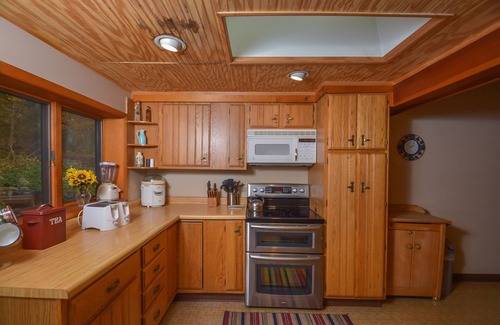 McHenry House | Mountain Escape | Pet Friendly, Dock, Near Wisp!