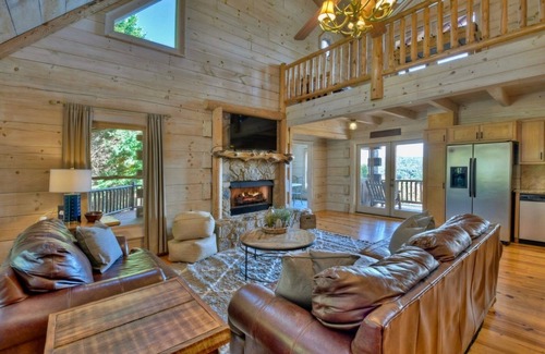 Mineral Bluff Cabin | Mountain getaway with relaxing views