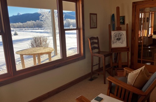 Driggs House | Mountain Greyporch-Relax and Enjoy