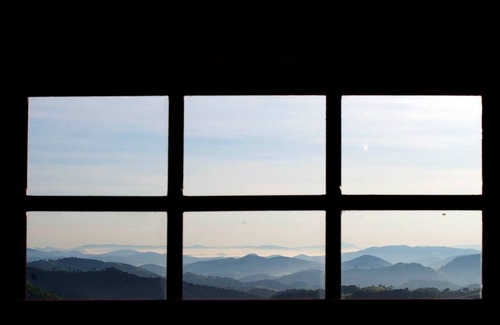 Corrego do Bom Jesus House | Mountain house at 1,500m altitude - Sustainability and isolation