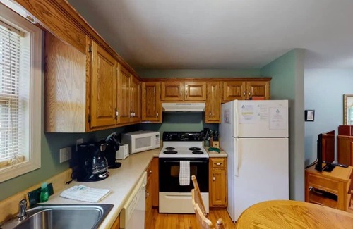 Trenton Cabin | Mountain Hideaway at Cabins in the Clouds!