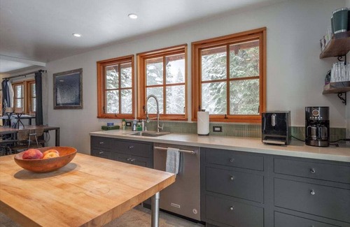 Carnelian Bay House | Mountain Highs in Carnelian Bay-Close to town and beaches
