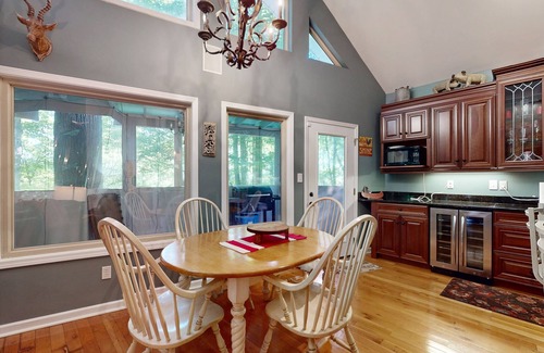 Cullowhee House | Mountain home dog friendly getaway, perfect for exploring